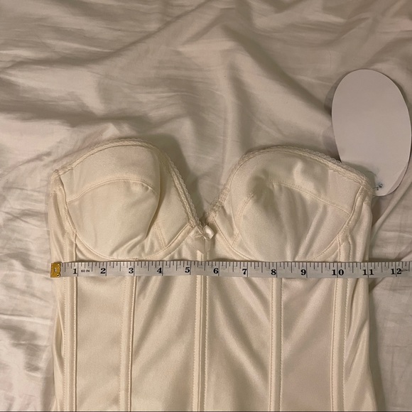 NWT Va Bien 32C Vintage Corset - Picture 8 of 10